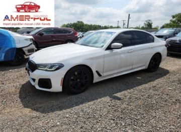 BMW Seria 5 G30-G31 2022 BMW Seria 5 540xi 2022 3.0l 3.0 Benzyna 335KM
