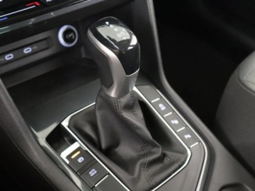 Volkswagen Tiguan II SUV Facelifting 2.0 TDI 150KM 2022 VW Tiguan 2.0 TDI, Serwis ASO, DSG, Navi, Klima, zdjęcie 12
