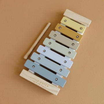 МАЛЕНЬКИЕ ГОЛЛАНДСКИЕ ДЕРЕВЯННЫЕ КУЛЬМУЛЯРЫ