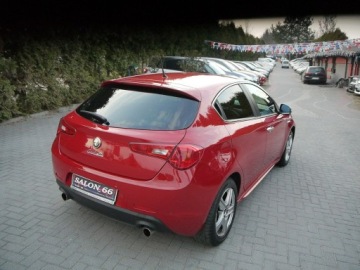 Alfa Romeo Giulietta Nuova II Hatchback 5d 2.0 JTD 16v 170KM 2011 Alfa Romeo Giulietta 1.6 Stan Idealny Gwarancja12m, zdjęcie 4