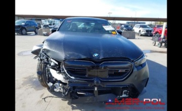 BMW Seria 5 G90-91 M Sedan 4.4 V8 727KM 2024 BMW M5 _G90_727 KM_Najnowszy model_845 Km przebiegu 4.4 Hybryda Plug-in, zdjęcie 6