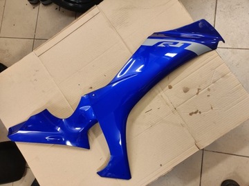 Yamaha YZF R1 RN65 2020+ BOK BOCZEK OWIEWKA PRAWA B3L-Y283V-30-P2
