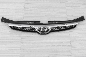 HYUNDAI i30 I 07-11 РЕШЕТКА ПЕРЕДНЯЯ ХРОМ 863512L000