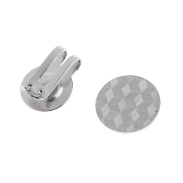 Маркер для мяча для гольфа.