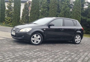 Kia Ceed I Hatchback 1.4 109KM 2008 Kia Ceed 1.4 Comfort, zdjęcie 2