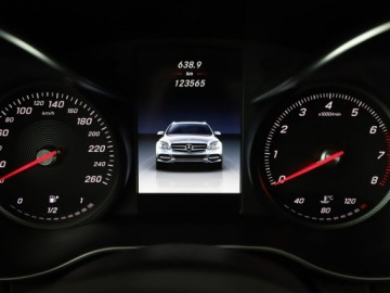 Mercedes Klasa C W205 Kombi 180 156KM 2017 Mercedes C 180 Avantgarde półskóra navi grzane, zdjęcie 21