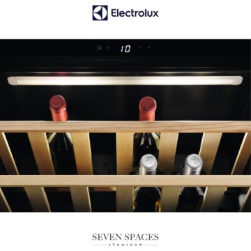 ELECTROLUX KBW5X винный шкаф, ЧЕРНЫЙ