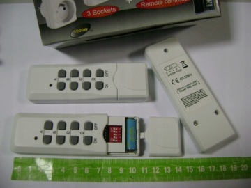 ДИСТАНЦИОННОЕ УПРАВЛЕНИЕ включено при выключенной сетевой розетке 230 В.