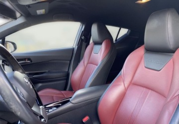 Toyota C-HR I Crossover 1.8 Hybrid 122KM 2019 Toyota C-HR 1.8 Hybrid Selection ASO Toyota Leszno 1.8 Hybryda 122KM, zdjęcie 16