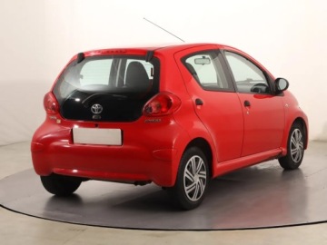 Toyota Aygo I Hatchback 5d Facelifting 1.0 VVT-i 68KM 2012 Toyota Aygo 1.0 VVT-i, Salon Polska, Serwis ASO, zdjęcie 4