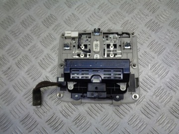 OSVĚTLENÍ KABINY PŘEDNÍ KOLEOS 24835-61000