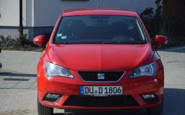 Seat Ibiza IV Hatchback 5d Facelifting 1.4 85KM 2015 Seat Ibiza 1.4 MPI 92 TYS KM Oryginal Lakier 2 KPL KOL Grzane Fotele Sprow, zdjęcie 1