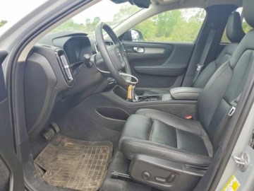 Volvo XC40 2024 Volvo XC 40 Ultimate 2024 2.0 Benzyna 247KM, zdjęcie 7