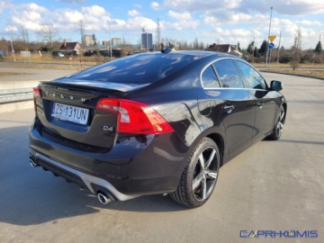 Volvo S60 II Sedan Facelifting 2.0 D4 DRIVE-E 190KM 2018 Volvo S60 2.0D4 R-Designe Rewelacja Bezwypadkowy 2.0 Diesel 190KM, zdjęcie 7
