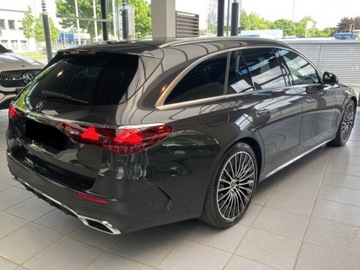 Mercedes Klasa E W214 2023 E Klasa 300 e AMG Estate 2.0 (333KM) 2023, zdjęcie 3