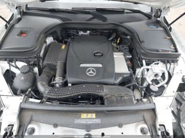 Mercedes GLC C253 2019 Mercedes-Benz GLC 300 4Matic 2019 2.0l 2.0 Benzyna 241KM, zdjęcie 9