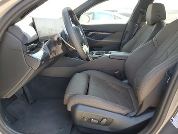 BMW Seria 5 G90-91 2025 BMW Seria 5 530i 2025 2.0l 2.0 Benzyna 248KM, zdjęcie 7