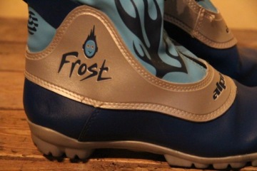 ALPINA FROST NNN — РАЗМЕР 36/23 СМ — ИЗОЛИРОВАННЫЙ