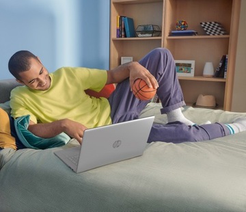 Ноутбук HP 17-CN i5-12, 32 ГБ, 2 ТБ, FHD, IPS, Win11