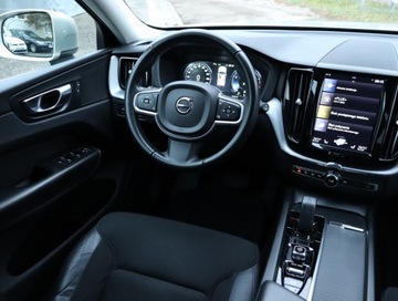 Volvo XC60 II Crossover T5 250KM 2020 Volvo XC60 B5 AWD, Salon Polska, Serwis ASO, 4X4, zdjęcie 6