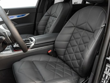 BMW Seria 7 G70 2023 BMW 740 GD2L864#740d xDrive mHEV M Sport Ambient, zdjęcie 12