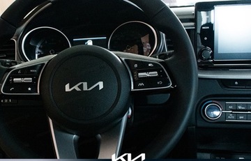 Kia Ceed III Hatchback Facelifting  1.5 T-GDI 160KM 2023 Kia Cee&#039;d 1.5 T-GDI Hatchback 160KM 2023, zdjęcie 8