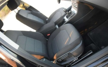 Volkswagen Passat B7 Variant 2.0 TDI CR DPF BlueMotion 140KM 2014 Volkswagen Passat 2.0TDI 4x4 Navi 2 KPL KOL Oryginal lakier Grzane FoteleS, zdjęcie 28