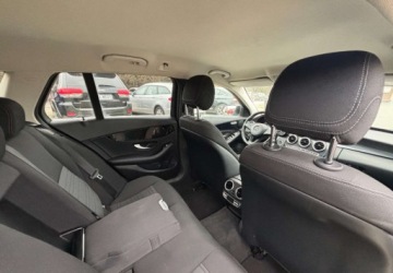 Mercedes Klasa C W205 Kombi 220 BlueTEC 170KM 2015 Mercedes-Benz Klasa C 2015 r. 2.1 Diesel 170KM, zdjęcie 17