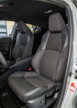 Toyota C-HR I Crossover Facelifting 1.8 Hybrid 122KM 2022 Toyota C-HR 1.8 Hybrid Style 1.8 Hybryda 122KM, zdjęcie 8