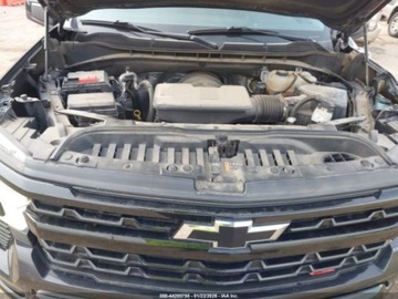 Chevrolet Silverado II 2023 Chevrolet Silverado Short Bed Lt Trail Boss 2023 5.3 Benzyna 355KM, zdjęcie 9