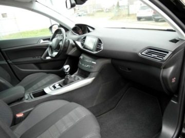 Peugeot 2017 Peugeot 308 Allure Kamera Panorama Dach 1.2 Benzyna 96KM, zdjęcie 18