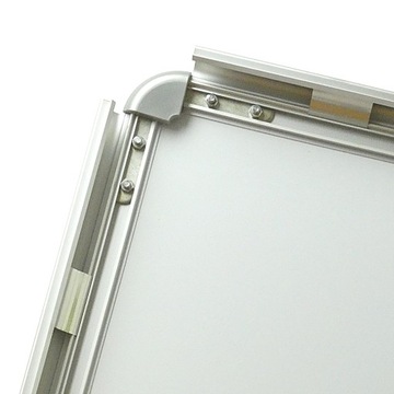 Рекламный стенд A1 OWZ Waterbase A1