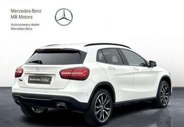 Mercedes GLA I Off-Roader Facelifting 1.6 200 156KM 2018 Mercedes-Benz GLA Salon PL AMG 7G-DCT Ambiente Czujniki Kamera Keyless LED, zdjęcie 4