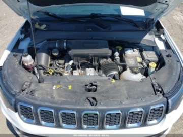 Jeep Compass II 2024 Jeep Compass 2024, Latitude, 4x4, od ubezpieczalni 2.0 Benzyna 200KM, zdjęcie 11