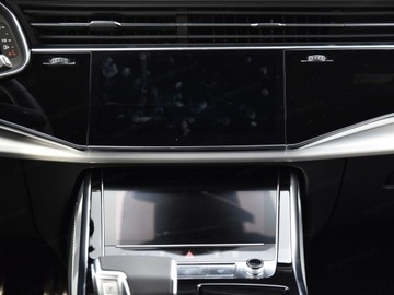 Audi Q8 SUV 3.0 50 TDI 286KM 2025 AUDI Q8 TDI quattro Suv 3.0 (286KM) 2025, zdjęcie 9