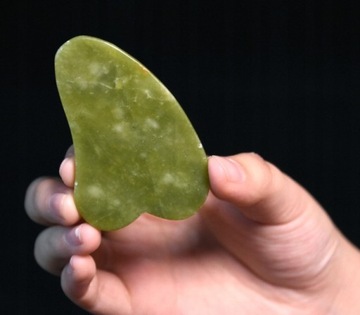 МАССАЖНАЯ ПЛИТА ДЛЯ ЛИЦА ЖАДЕИТ ГУА ША УХОД ЗА КОЖЕЙ