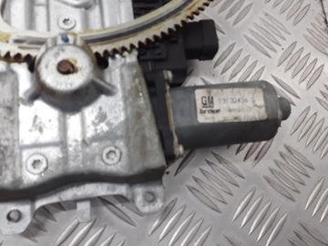MECHANIZMUS OKNO LEVÝ PŘEDNÍ OPEL ZAFIRA B 13132434