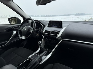 Mitsubishi Eclipse Cross SUV 1.5 T 163KM 2020 Mitsubishi Eclipse Cross 1.5 163KM Bezwypadkowy, zdjęcie 9