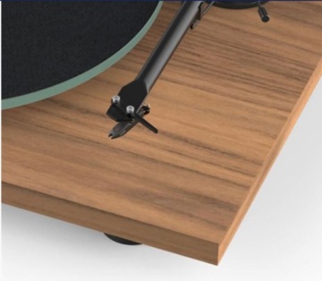 PRO-JECT T1 ОРЕХ + АРГОН АУДИО АЛЬТО A5 ЯСЕНЬ