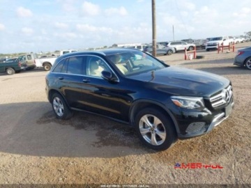 Mercedes GLC C253 2018 Mercedes-Benz GLC 2018 r., 2,0L 300 4MATIC 2.0 Benzyna 241KM