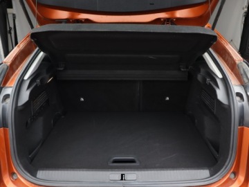 Citroen C4 III SUV 1.2 PureTech 130KM 2021 Citroen C4 1.2 PureTech, Salon Polska, Klima, zdjęcie 12