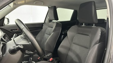 Suzuki Swift VI Hatchback Facelifting 1.2 DualJet SHVS 83KM 2021 Suzuki Swift 1.2 DualJet SHVS Premium Plus CVT, zdjęcie 15