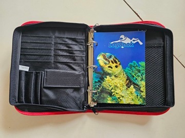 Log book z otworami do organizera dziennik nurkowy