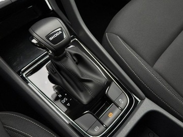 Skoda Karoq Crossover Facelifting 1.5 TSI ACT 150KM 2024 Skoda Karoq tempomat, pakiet winter, czujniki parkowania 1.5 Benzyna 150KM, zdjęcie 25