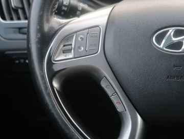 Hyundai ix35 SUV R 2.0 CRDi 184KM 2010 Hyundai ix35 2.0 CRDi, 181 KM, 4X4, Automat, zdjęcie 18