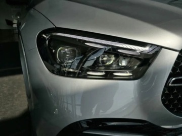 Mercedes GLE V167 SUV Facelifting 2.0 300d 269KM 2025 MERCEDES-BENZ GLE 300 d 4-Matic AMG Line 2.0 (269KM) 2025, zdjęcie 10