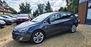 Opel Astra J Sports Tourer 1.4 Turbo ECOTEC 120KM 2011 Opel Astra BENZYNA NAWIGACJA sportowe fotele super okazja polecamy, zdjęcie 28