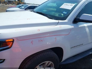 Chevrolet Suburban GMT900 2017 Chevrolet Suburban 2017 Chevrolet Suburban 4WD 5.3 Benzyna 355KM, zdjęcie 3