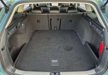 Volkswagen Passat B8 Variant Facelifting 2.0 TDI SCR 150KM 2025 Volkswagen Passat 2.0TDI 150KM DSG Business ACC Hak Kamera360 Climatronic, zdjęcie 33