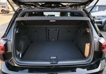 Volkswagen Golf VIII 2025 Volkswagen Golf R-Line Pakiety, FV 23, Kamera 360, ACC, Podgrzewane fotel, zdjęcie 8